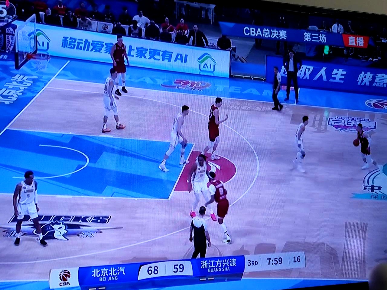 德约科维奇焦点对战，哈兰德与60激战拜仁分钟，出色防守胜负难料！引发球迷热议的简单介绍